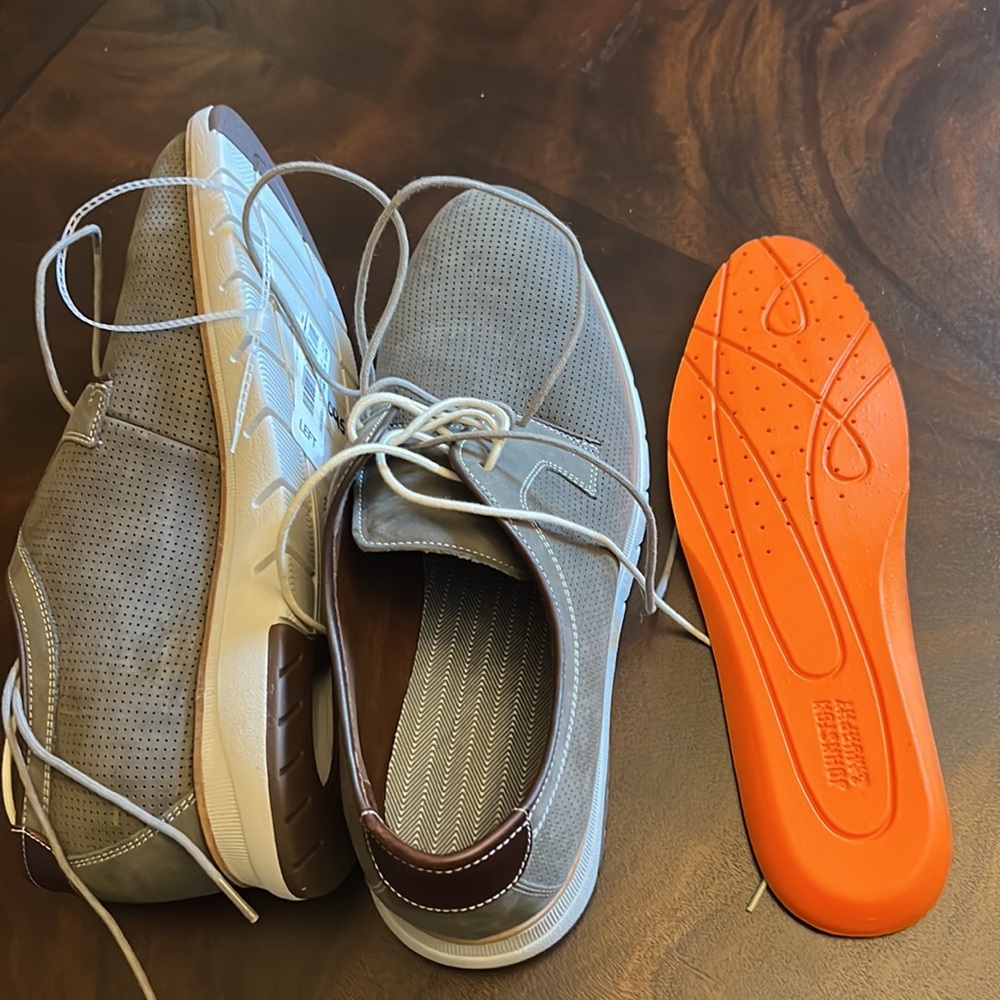 Johnston & Murphy Collection Men's Vaughn Perforated Plain Toe Oxfords - Picture 11 of 12